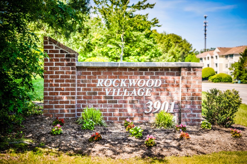 Rockwood Village sign